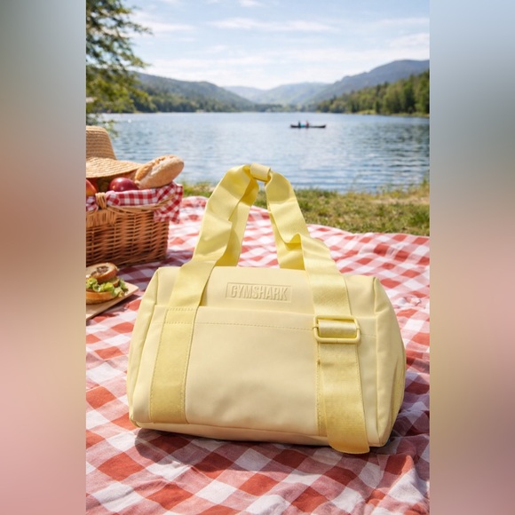 Gymshark Handbags - Gymshark Women’s Refresh Yellow Everyday Mini Gym Bag Pastel Yellow NEW
